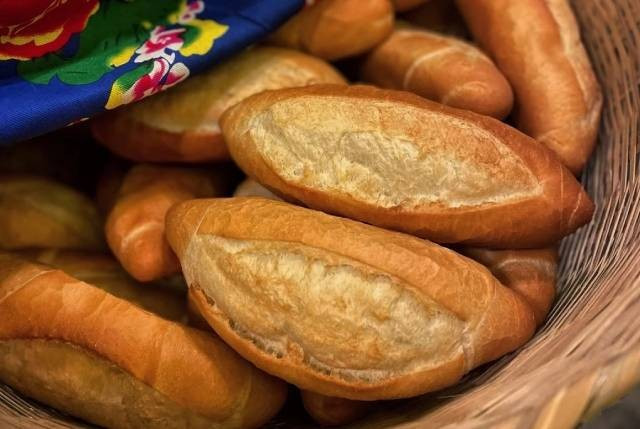 Des « bánh mì » frais, préparés le jour même, au restaurant An Choi. Photo : An Choi 2-76.jpg