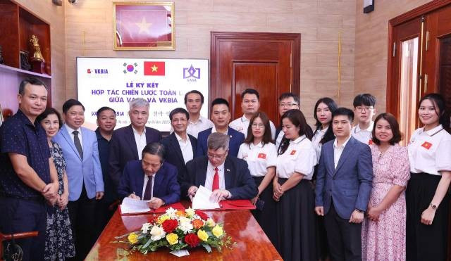 quang-canh-le-ky-ket-1.jpg