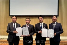 Cérémonie de signature de dix protocoles d’accord dans les domaines du commerce, de l’investissement et de la coopération agricole entre entreprises vietnamiennes et japonaises. Photo: VNA