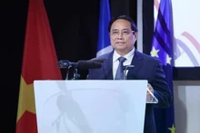 Le Premier ministre Pham Minh Chinh s’exprime lors du Forum des affaires Vietnam-France à Paris, mercredi 11 juin. Photo : VNA.