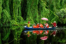 Dans le village flottant de Tan Lap. Photo : vnexpress.net