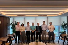 Lors de la séance de travail entre la délégation du Service commercial de l’ambassade du Vietnam aux Philippines et des représentants du groupe Aboitiz. Photo : congthuong.vn