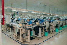 Fabrication de vêtements haut de gamme destinés à l'exportation dans l'usine de la Sarl MSV Hue (entreprise à 100 % capital japonais), située dans le parc industriel de Phu Bai, à Hue. Photo : msvhue.com