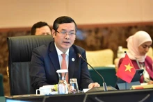 Le vice-ministre vietnamien de l’Éducation et de la Formation, Nguyen Van Phuc lors de la Conférence. Photo : NDEL.
