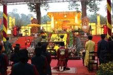 Les rituels royaux ont été reconstitués avec solennité. Photo : NDEL.