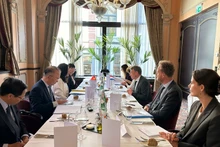 La première consultation politique au niveau de vice-ministre entre le Vietnam et les Pays-Bas, à La Haye, aux Pays-Bas, le 11 juillet. Photo : VNA.
