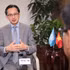 L’ambassadeur Du Hung Viet, chef de la Mission permanente du Vietnam auprès des Nations Unies, au micro de l’Agence vietnamienne d’information. Photo : VNA.