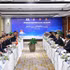 Le Premier ministre Lê Minh Hung lors de la rencontre avec la délégation de représentants des collectivités locales japonaises. Photo : VNA