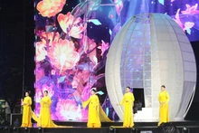Ouverture du 12e Festival de l’ao dai de Ho Chi Minh-Ville Photo : VNA.