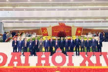 Le secteur des Affaires étrangères déterminé à tenir ses engagements au XIVe Congrès du Parti