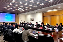Vue d’ensemble de la séance de travail, tenue en marge de la réunion des vice-ministres des Finances et des vice-gouverneurs de l’APEC 2026 à Shanghai, en Chine. Photo : ministère des Finances.
