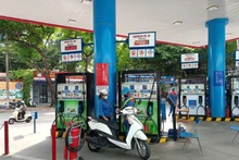 La modernisation, la conversion et l'expansion de ses stations-service proposant du carburant E10 et est prête à mettre en œuvre sa feuille de route pour ce carburant. Photo : VNA.