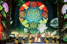 Le concert Hanoi Light Symphony pour la célébration du Nouvel An 2026, organisé par le journal Nhân Dân.