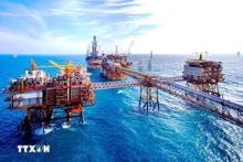 Les recettes issues du pétrole brut de la ville se sont élevées à 45 257 milliards de dôngs en 2025. Photo d'illustration : VNA.