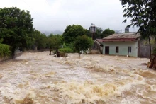 La circulation résiduelle du typhon Wipha a provoqué de très fortes pluies dans les zones montagneuses de l’ouest de la province de Nghe An. Photo : VGP.