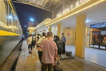 Jusqu’à fin juillet, le train international Vietnam – Chine a transporté près de 4.000 passagers. Photo : VNA.
