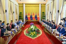 Entretien entre le président vietnamien Luong Cuong et la gouverneure générale d’Australie, Sam Mostyn. Photo : NDEL.