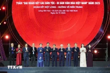 [En images] Le Premier ministre assiste à la Semaine “Grande union nationale – Patrimoine culturel du Vietnam” 2025