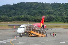Un avion de Vietjet à Con Dao. Photo : Vietjet.