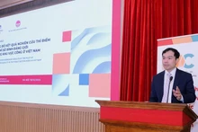 Le prof.associé-Dr Nguyên Manh Hung, directeur adjoint de l’Académie nationale de politique Hô Chi Minh-Ville et vice-président du Conseil théorique central. Photo : HCMA.