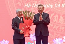 [En images] Décision du Bureau politique sur la nomination du secrétaire adjoint permanent du Comité du Parti de l’AN