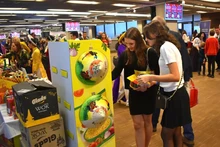 Les couleurs culturelles du Vietnam illuminent au SHOM 2025 en Pologne