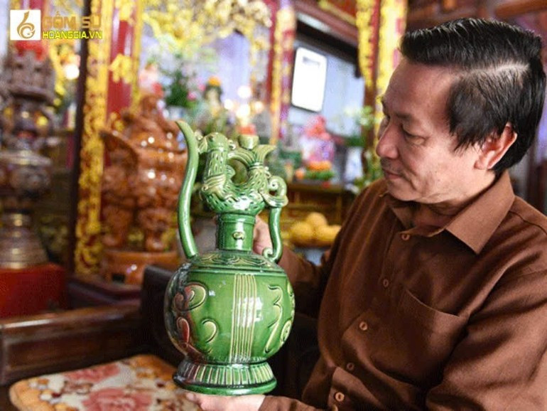Tran Do, maître artisan du peuple et « magicien de l’émail » du village de Bat Trang. Photo: Le Huy a3.jpg