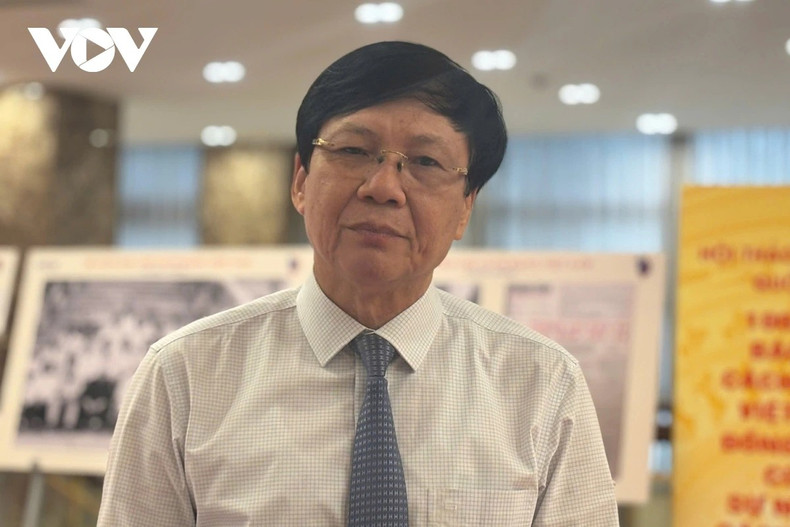 Le journaliste Ho Quang Loi, ancien vice-président permanent de l’Association des journalistes du Vietnam, actuellement vice-président de l’Association vietnamienne de la communication numérique. Photo:VOV dan-than-va-cong-hien-cho-nghe-bao-1.jpg