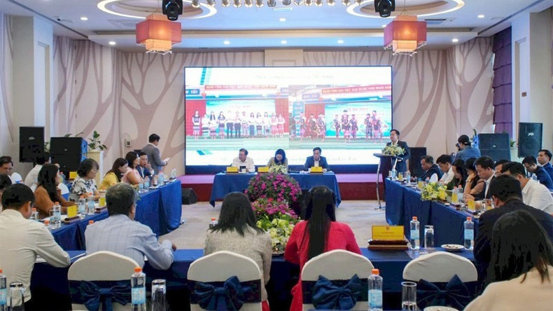 Le panorama de la conférence. Photo : NDEL. a.jpg