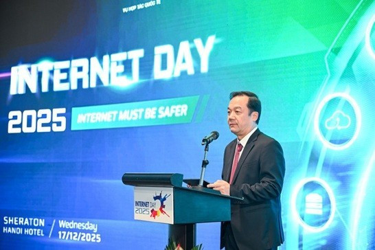 Le vice-ministre des Sciences et des Technologies, Pham Duc Long, lors de l’événement « Internet Day 2025 ». Photo : VNA.