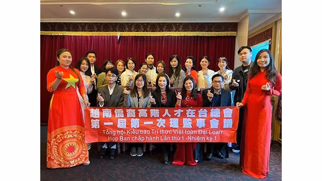 Le congrès de fondation de l'Association des Intellectuels vietnamiens à Taïwan pour le 1er mandat. Photo: baoquocte.vn
