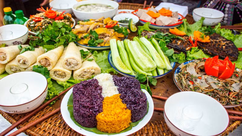 Concours de cuisine de l’ethnie lao. Photo : nhandan.vn
