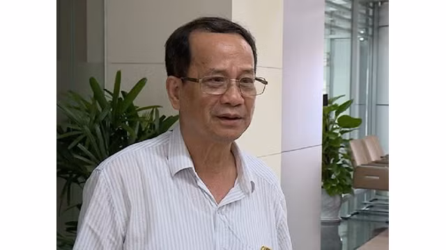 Le professeur associé docteur Ngô Tri Long, économiste vietnamien. Photo : congthuong.com.vn