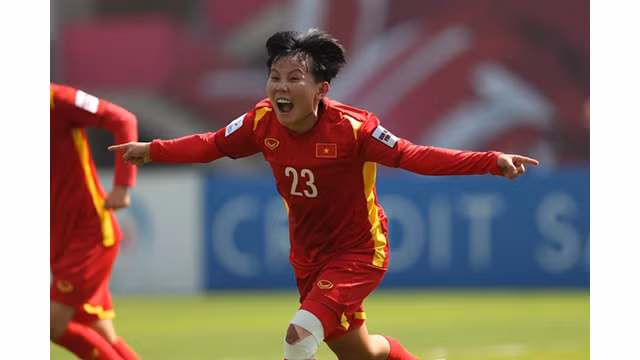 La joueuse Nguyên Thi Bich Thuy a marqué le but décisif pour amener l'équipe féminine vietnamienne à la finale de la Coupe du monde 2023. Photo: ttvn.toquoc.vn