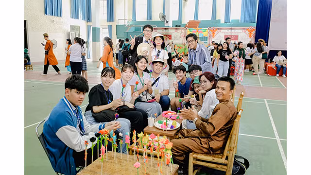 235 élèves venus de 7 pays participent au camp des adolescents d’Asie du Sud-Est 2023 ảnh 1