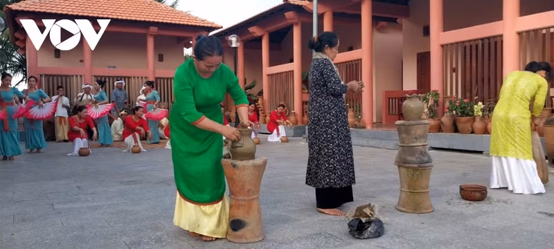 Espace du tourisme communautaire du village de Truc Bau. Photo: VOV