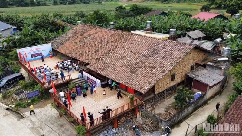 La maison sur pilotis originale de plus de 100 ans à Cao Bang. Photo: NDEL