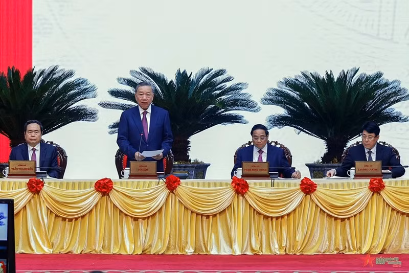 Le Secrétaire général Tô Lâm prend la parole lors de la réunion du Comité central du Parti. Photo : VNA.