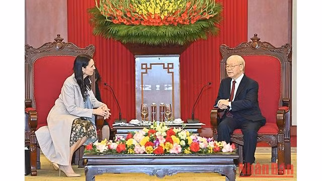 Le Secrétaire général du Parti, Nguyên Phu Trong, et la Première ministre néo-zélandaise, Jacinda Ardern. Photo : NDEL.