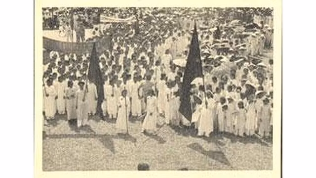 Des femmes le jour de l’indépendance. Photo : Musée Hô Chi Minh. Des femmes le jour de l’indépendance. Photo : Musée Hô Chi Minh.