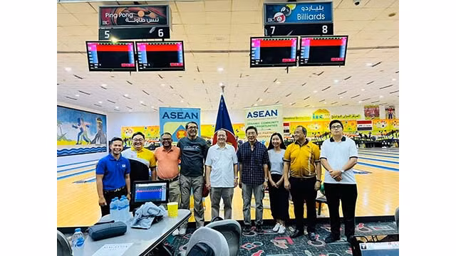 Les activités sportives conjointes de la communauté de l'ASEAN dans la capitale Caire contribuent à renforcer l'image de l'Association de l’ASEAN dans le cœur de la population locale et à promouvoir l'esprit de la communauté de l'ASEAN. Photo : Ambassade du Vietnam en Egypte.