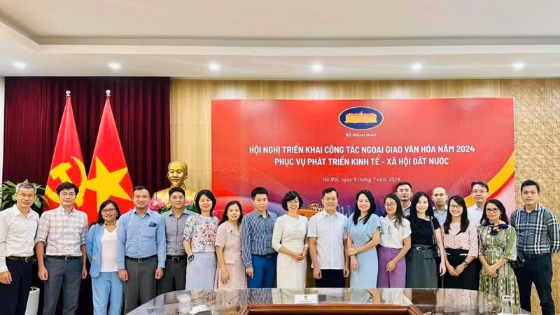 Le vice-ministre Hà Kim Ngoc, chef du Comité directeur des affaires culturelles et personnel du Département du patrimoine culturel et de l'UNESCO, ministère des Affaires étrangères. Photo : baoquocte.vn