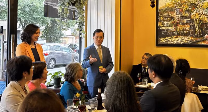 Le vice-ministre des Affaires étrangères Ha Kim Ngoc prend la parole. Photo: baoquocte
