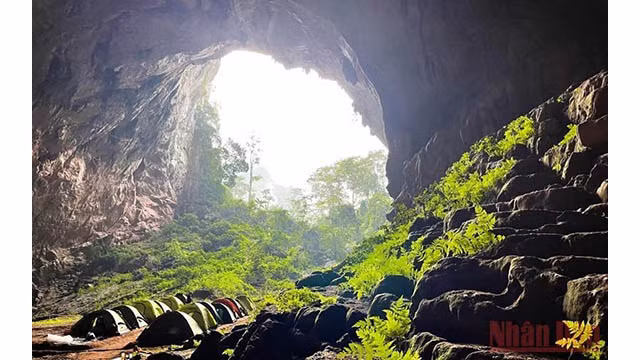 Phong Nha et Dông Hoi sont deux endroits de la province de Quang Binh (au Centre) qui figurent dans le top 10 des destinations les plus conviviales du Vietnam en 2023 (respectivement 1ère et 8e). Photo : NDEL.