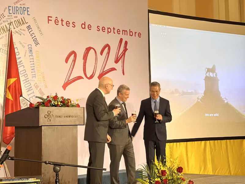 Le Vietnam et Wallonie-Bruxelles soulignent la solidarité et l’esprit de coopération ảnh 1