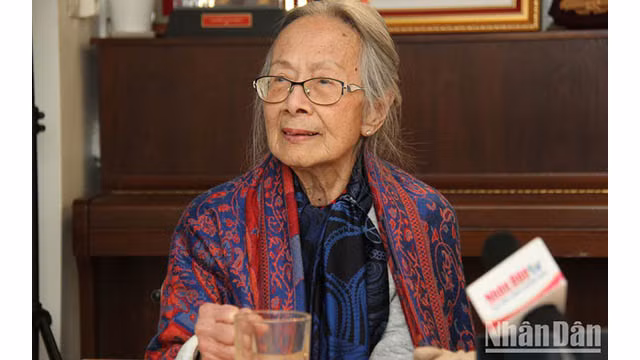 Thérèse Nguyên Van Ky, ancienne présidente de l'Association des Vietnamiens en France. Photo : NDEL. Thérèse Nguyên Van Ky, ancienne présidente de l'Association des Vietnamiens en France. Photo : NDEL.