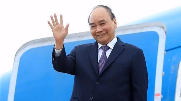 Le Président Nguyên Xuân Phuc à l'aéroport international Soekarno Hatta à Jakarta. . Photo : VNA.