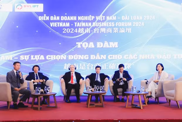 Délégués au Forum d'affaires Vietnam - Taïwan (Chine) tenu le 8 avril à Hanoï. Photo : VNA.