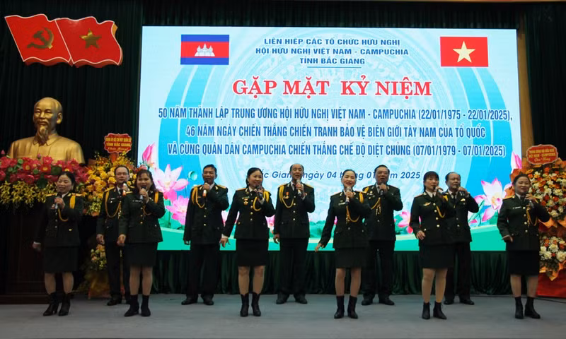 Lors de la rencontre d’amitié à Bac Giang. Photo: baobacgiang