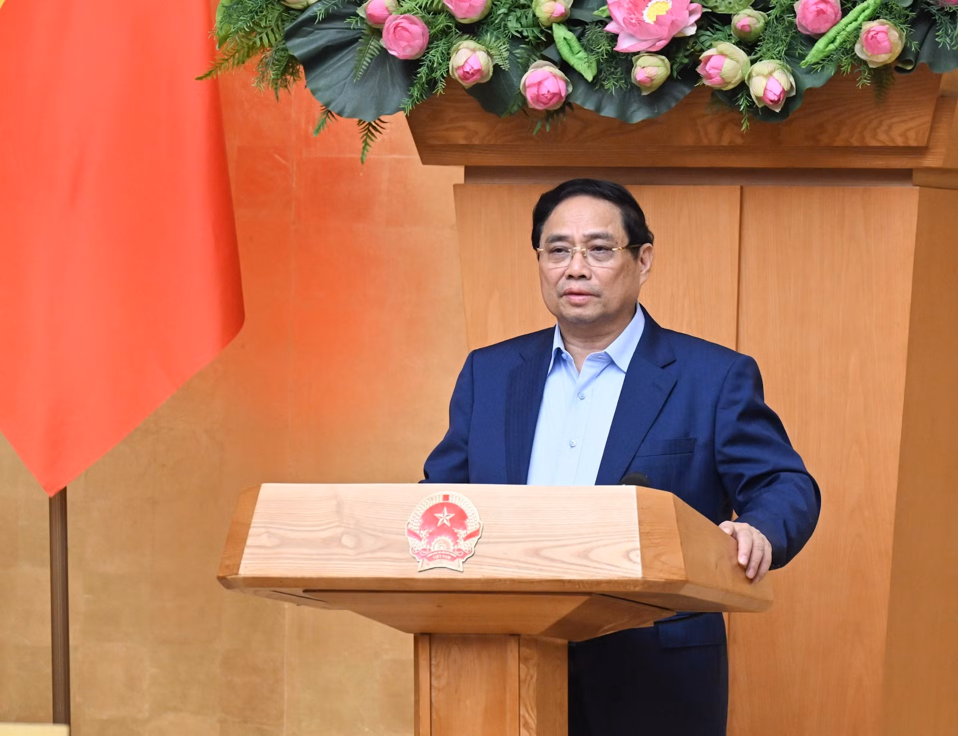 Le PM Pham Minh Chinh a appelé à des efforts concertés pour atteindre tous les objectifs fixés pour 2025. Photo : Thanh Hai/NDEL